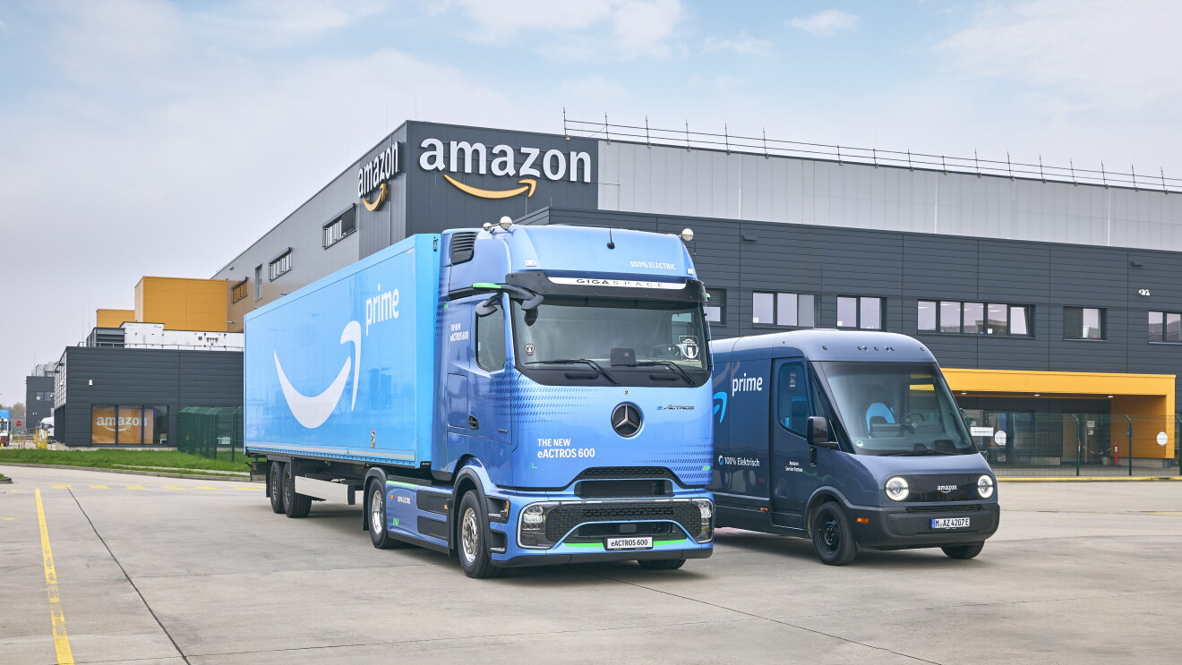 Amazon-11-24_284.jpg   