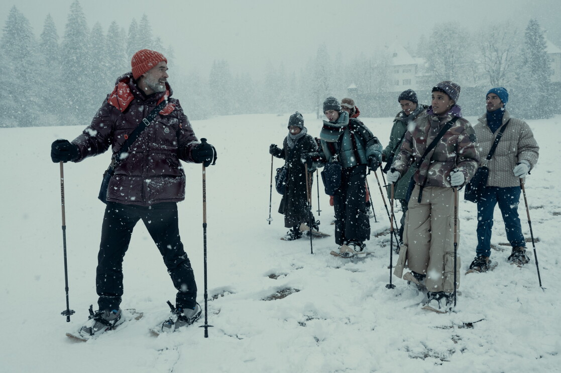 Nine Perfect Strangers Staffel 2 Image Neun Freunde beim Skifahren 