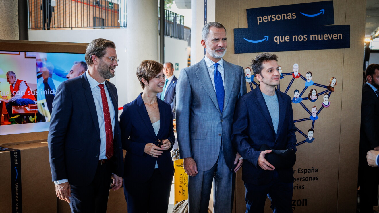 Inauguración de la iniciativa: Personas que nos mueven con S.M. el Rey de España.