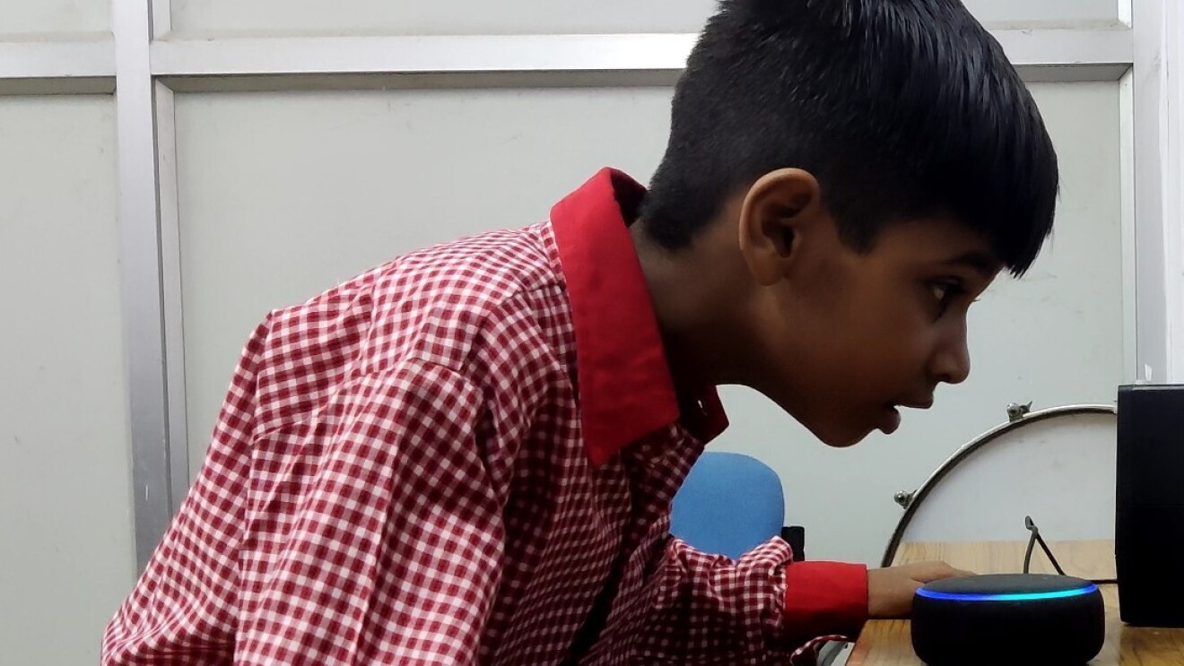 A visually impaired student with Amazon Echo Dot