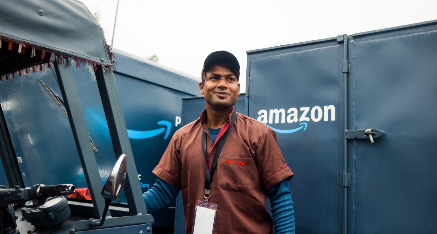 EV Rickshaw Driver in India