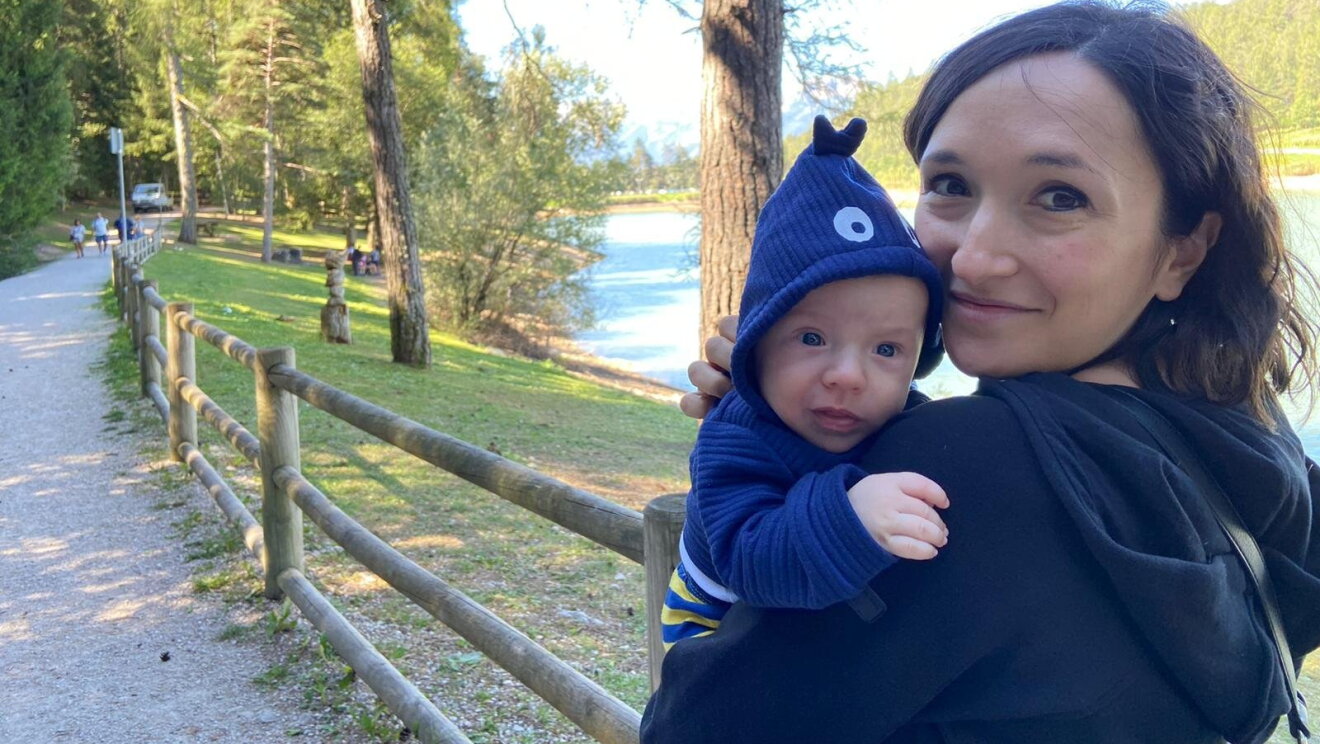 amazonian mom with her kid