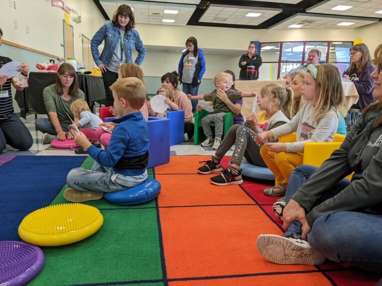 AWS inCommunities fund: Teilnehmende Kinder Stanfield Public Library Projekt - Umatilla County.