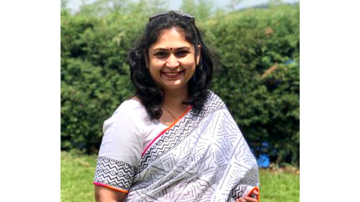 Shivani Bhatia images