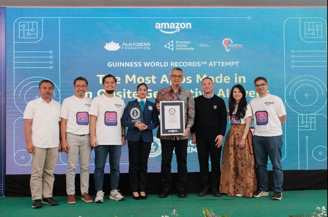 GUINNESS WORLD RECORDS title set for “Most Applications Made In An On-site Generative AI Event”