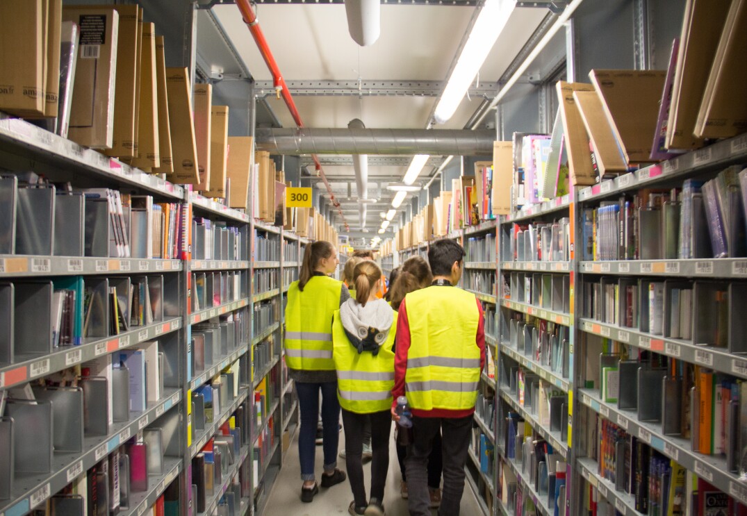 Girls and Boys Day 2018 DUS2 FC Tour.jpg