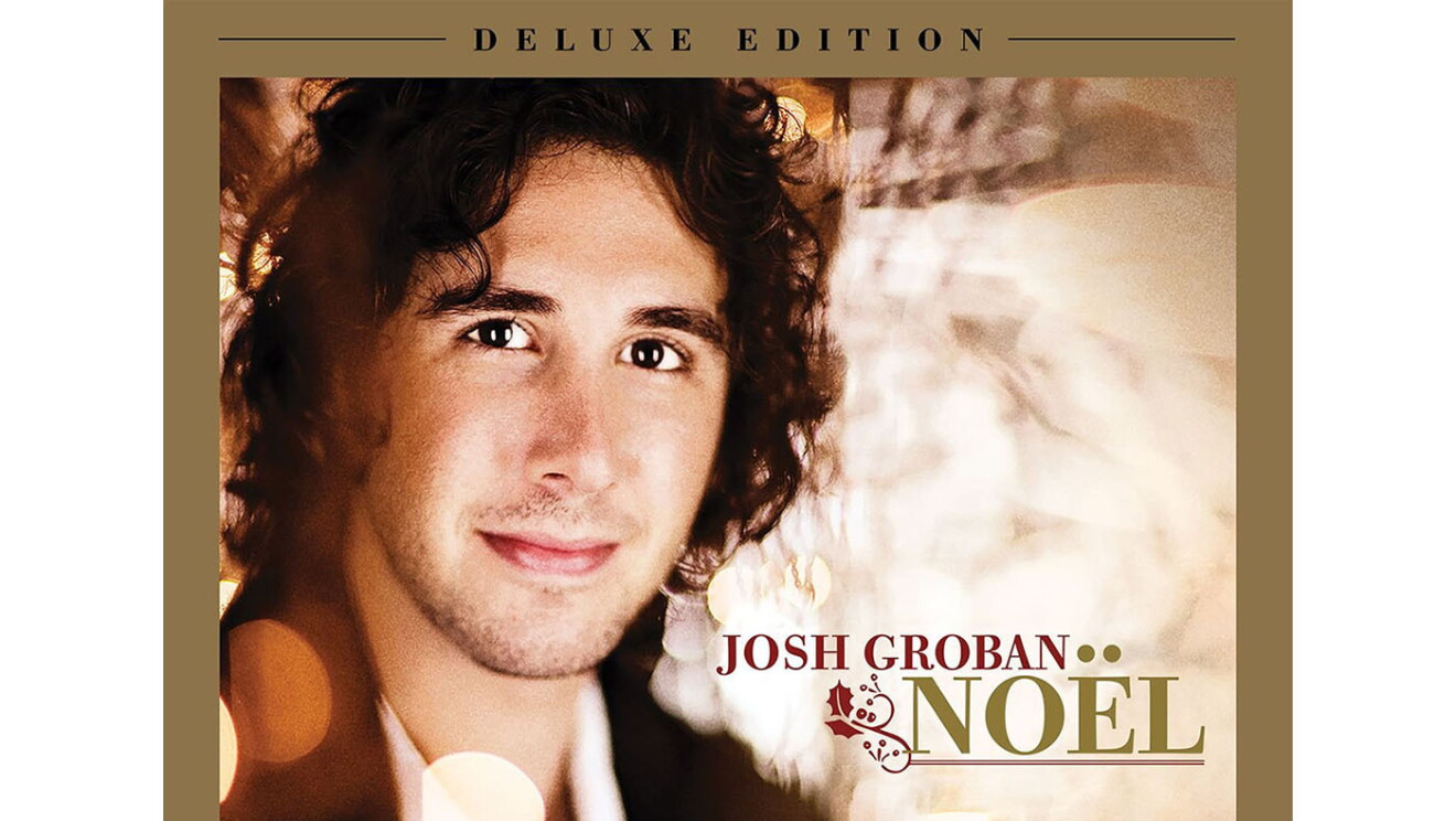 Album cover for "NOEL" by Josh Groban