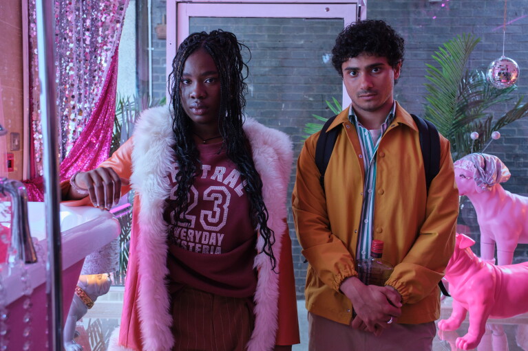 Vivian Oparah as Jess and Ben Hasna as Elliot in Dead Hot