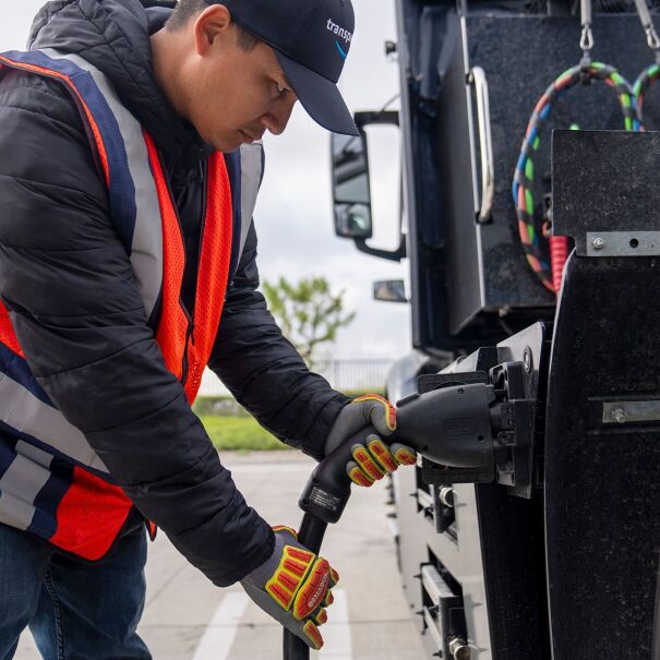 An image of Amazon's heavy-duty electric truck.