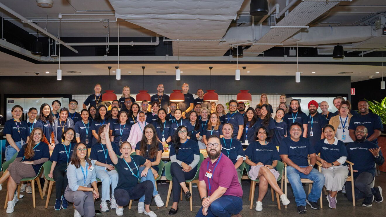 Amazon Australia staff volunteering at 2023's Global Month of Volunteering events.