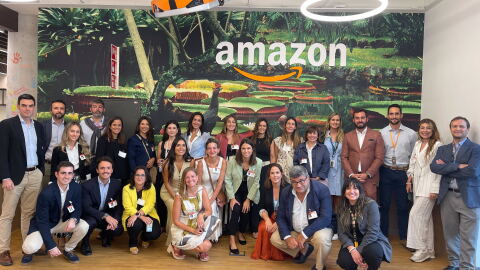 Asistentes al evento andema y amazon 