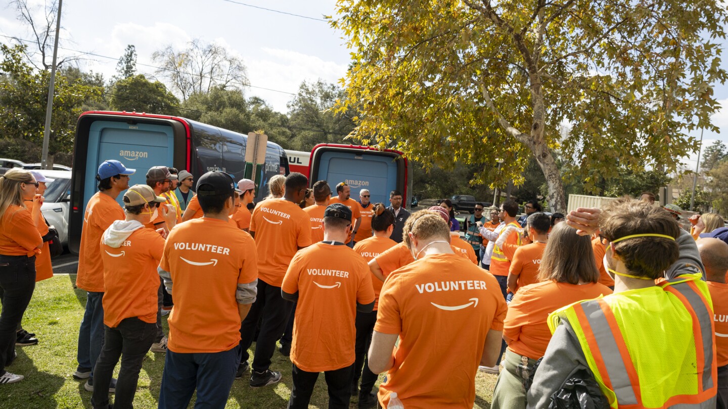 Amazon employees volunteering to support communities impacted by LA wildfires