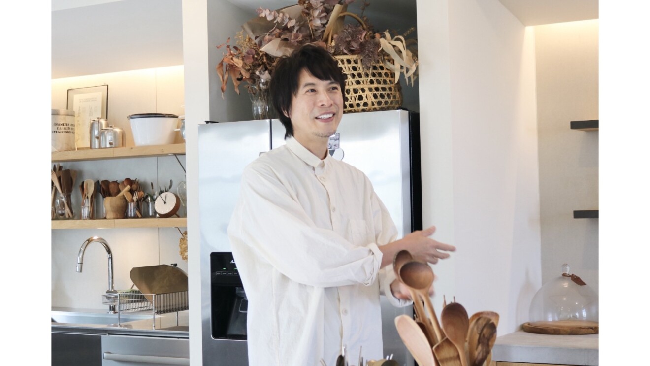 Amazonフレッシュ物流拠点にコウケンテツさんが初潜入!スピードが命の現場で見た意外な光景とは?