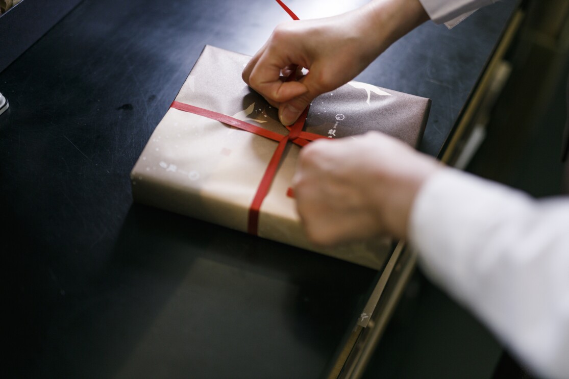 鼓月　京都　千寿せんべい包装