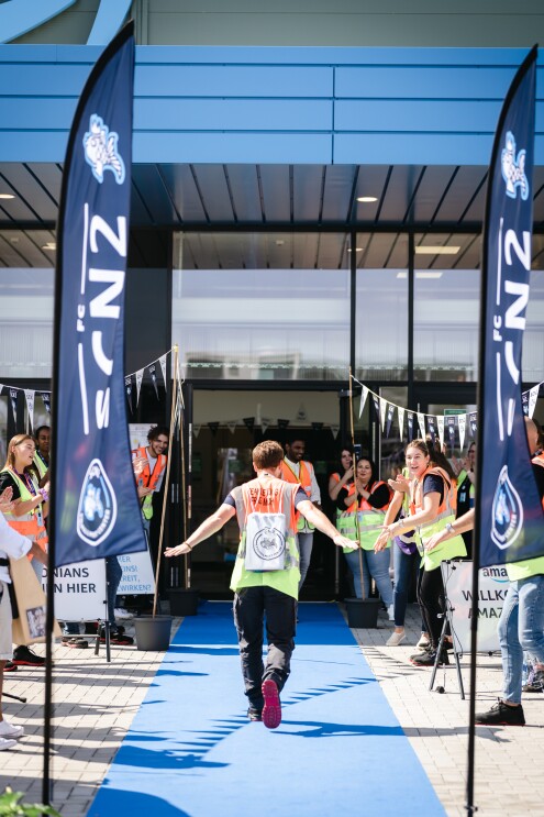 Starttag bei Amazon in Kaiserslautern.