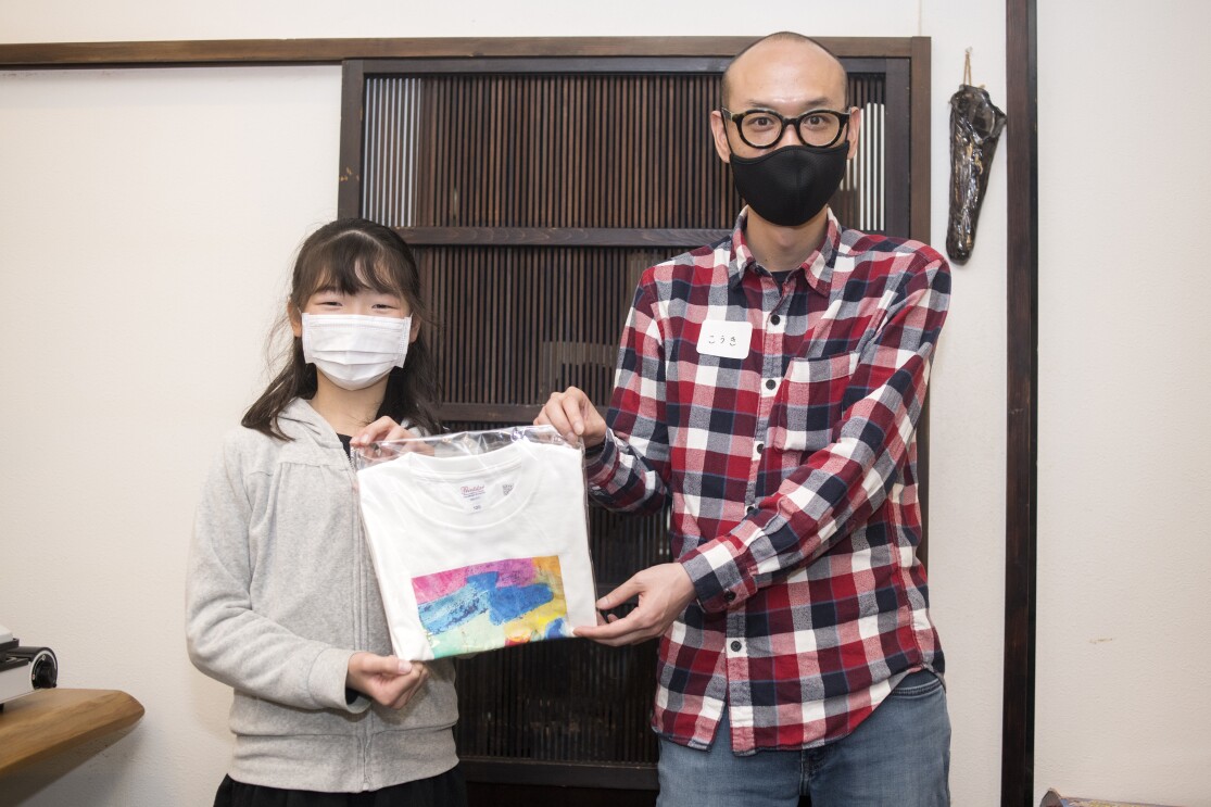 Merch by Amazon　寄付