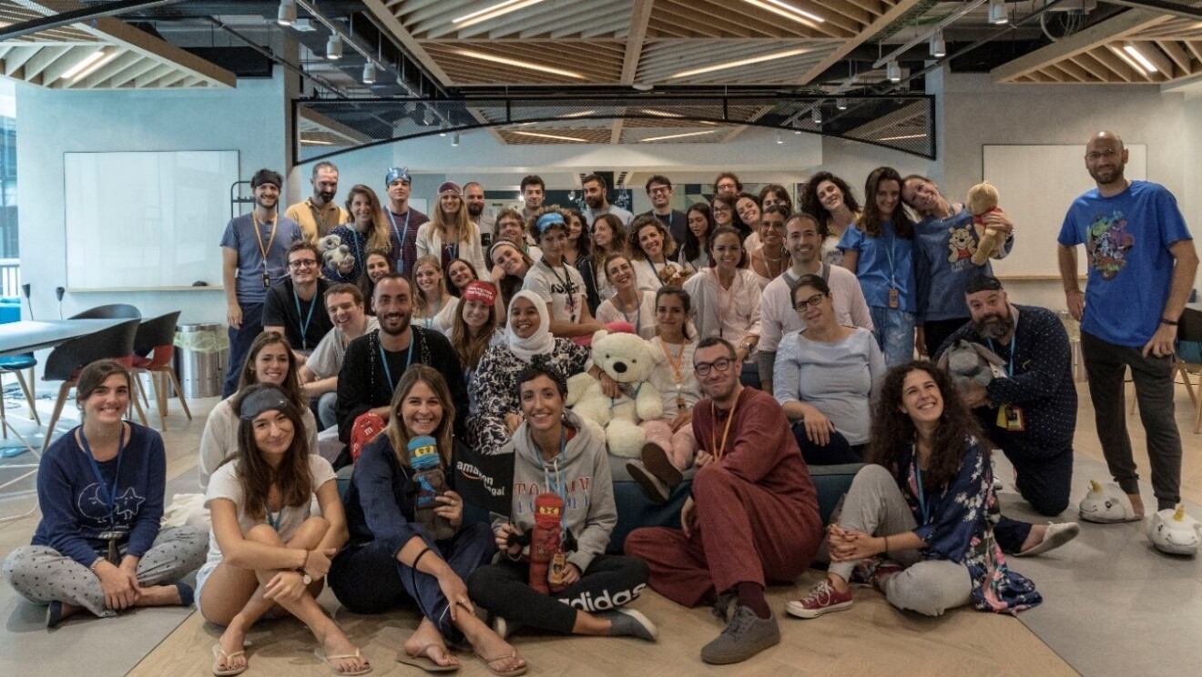 Italian teams celebrating Amazon Goes Gold in Milan corporate office