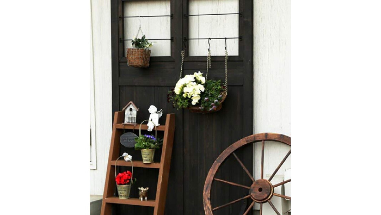 お客様とわかちあうガーデニングの楽しさ
オリジナル商品開発に力を注ぎ、会社を成長させた遠藤大介さん