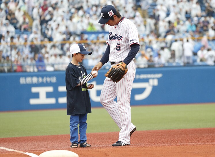 Amazon社員たちが家族と野球を楽しんだ一日