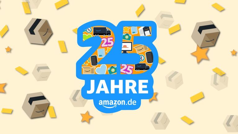 25 Jahre Amazon.de Logo illustriert mit bräunlichen Amazon Päckchen und gelben Sternen.