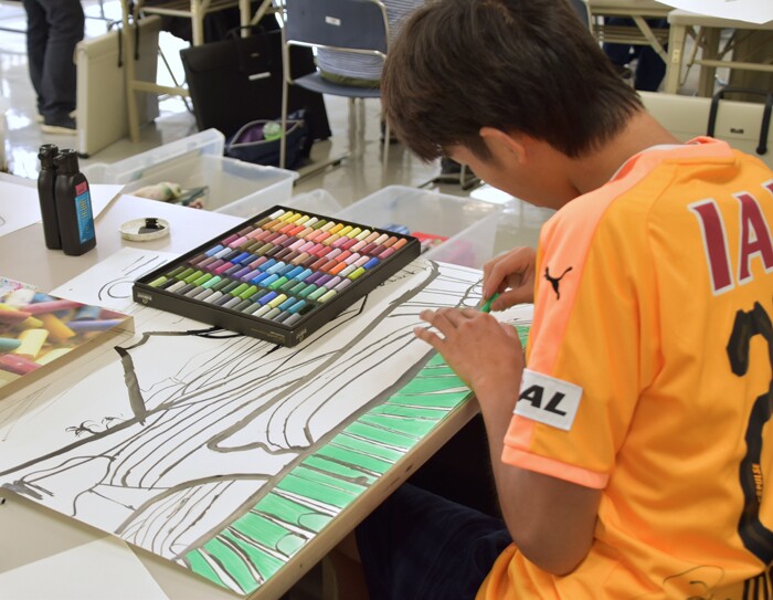 絵を描く楽しさが伝わる本