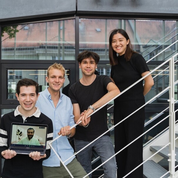 Das Team von CareMates - auf dem Bild: Pablo Valencia Corona, Johannes Kiwi, Dylan Gruner, Sunny Chen