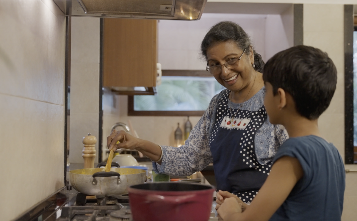 Real customers with real stories: A young boy in Kochi interacts with his grandmother in this Find_Life video.