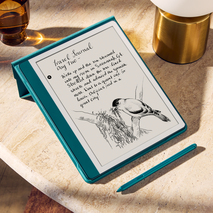 The new Kindle Scribe in the colour Jade Metallic