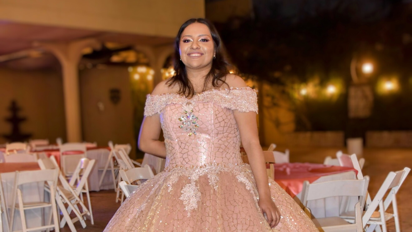 Magnolia Sandoval en su fiesta del 30 cumpleaños.