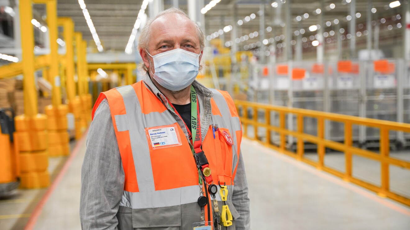Amazon Werne_Bernd Kollmer_Gehörlose Mitarbeiter bei Amazon