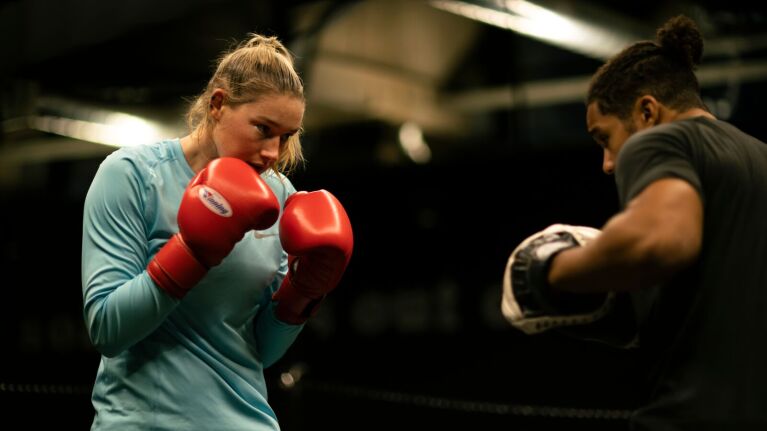 AFLW player and professional boxer Tayla Harris training.