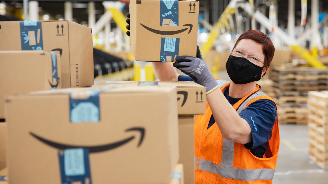 1Employee - Stacking Boxes.jpg