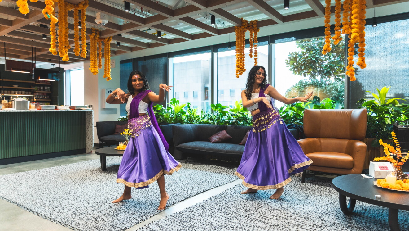 Amazon x Diwali YVR-18