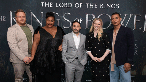 演员的形象从《魔戒》的力量在一个事件在洛杉矶