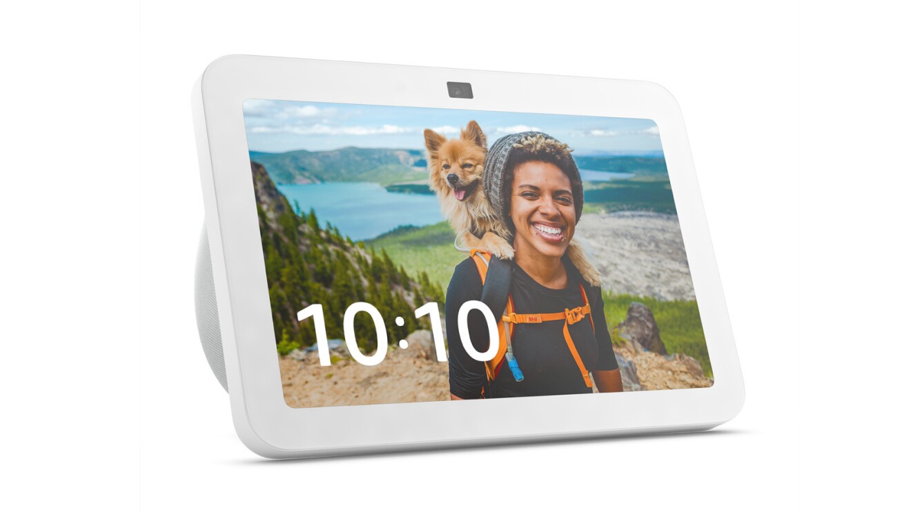 product image of the echo show 8 photos edition smart speaker