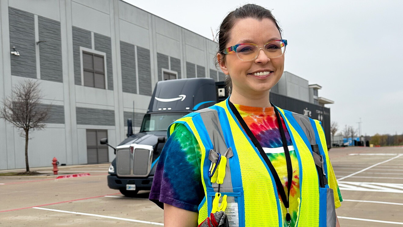 Amazon Hr Associate Amazon invests nearly $1 billion in increased wages for operations ...