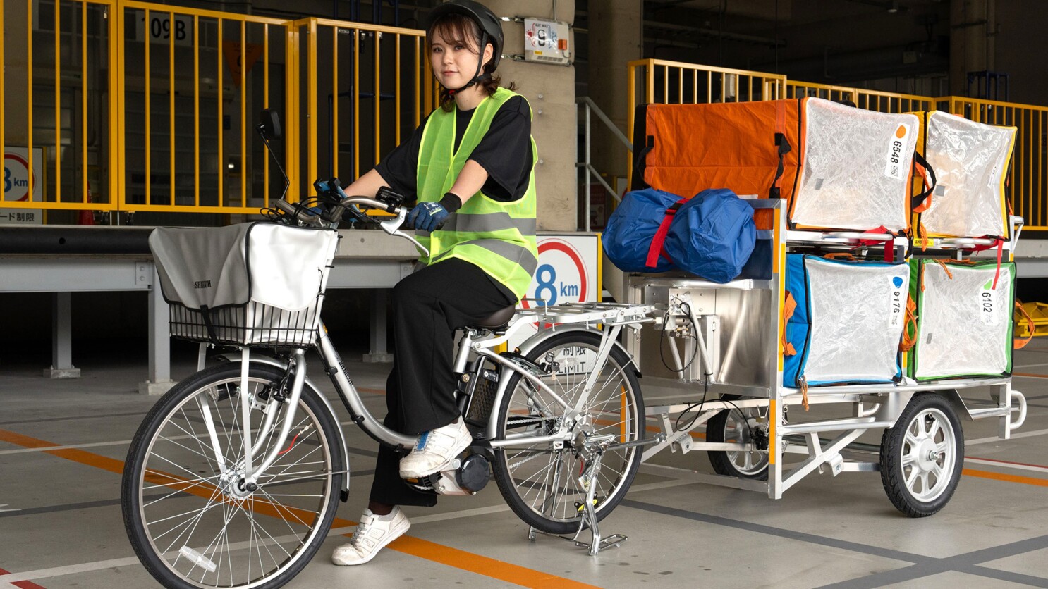 Amazonがリヤカー付き電動アシスト自転車による配達を日本で可能に 