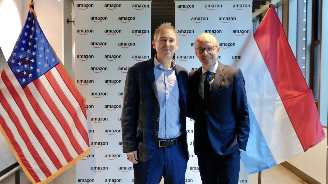 Andy Jassy and Luxembourg PM Luc Freiden  