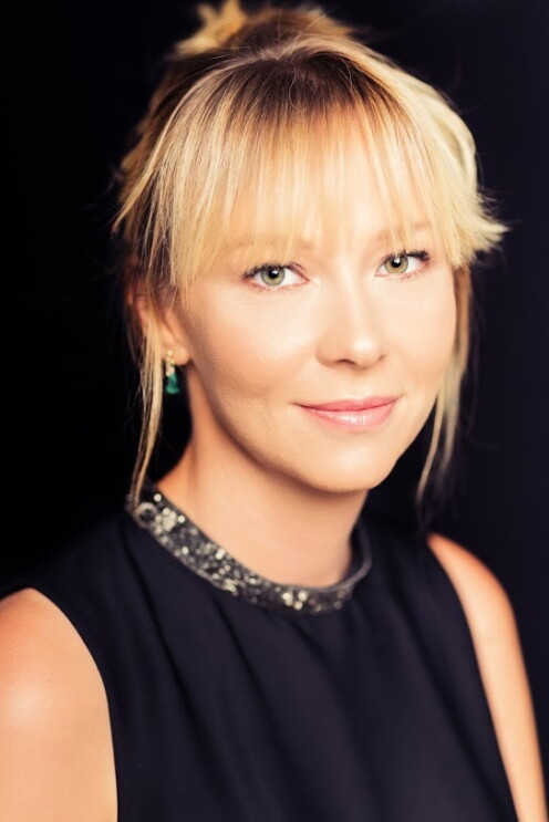 Aleksandra Przegalińska headshot