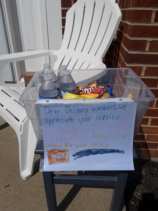 A customer note of thanks to Amazon delivery drivers