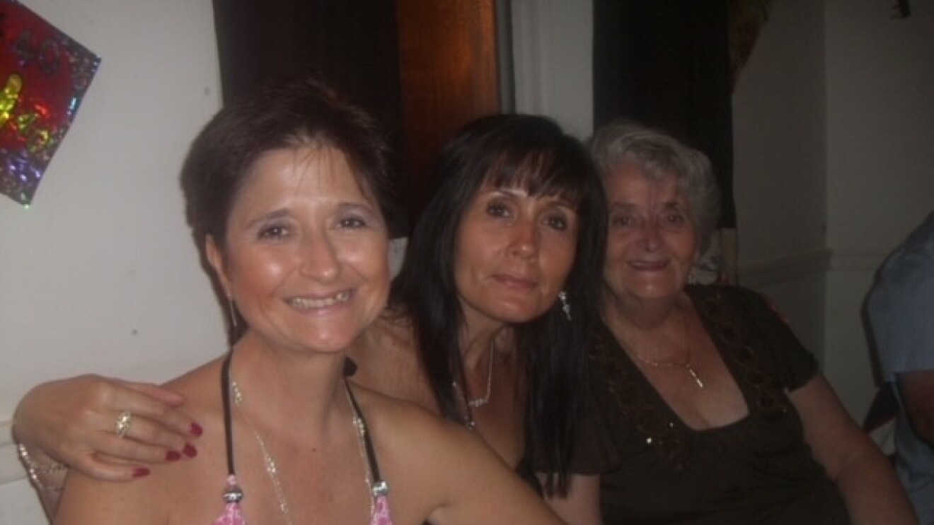 debora and nora