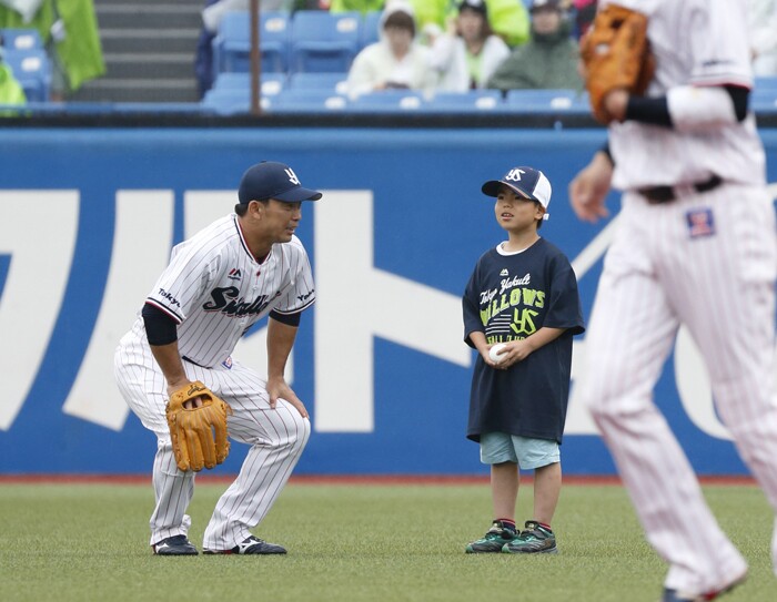 Amazon社員たちが家族と野球を楽しんだ一日