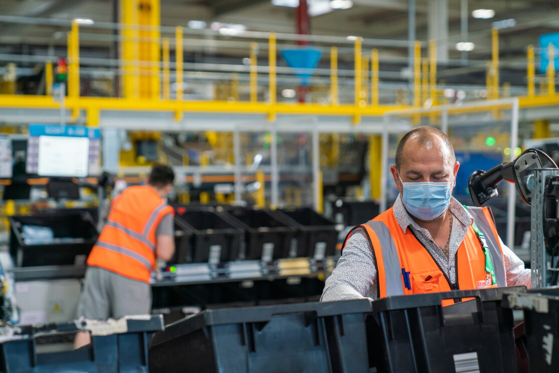 France operations employee photos