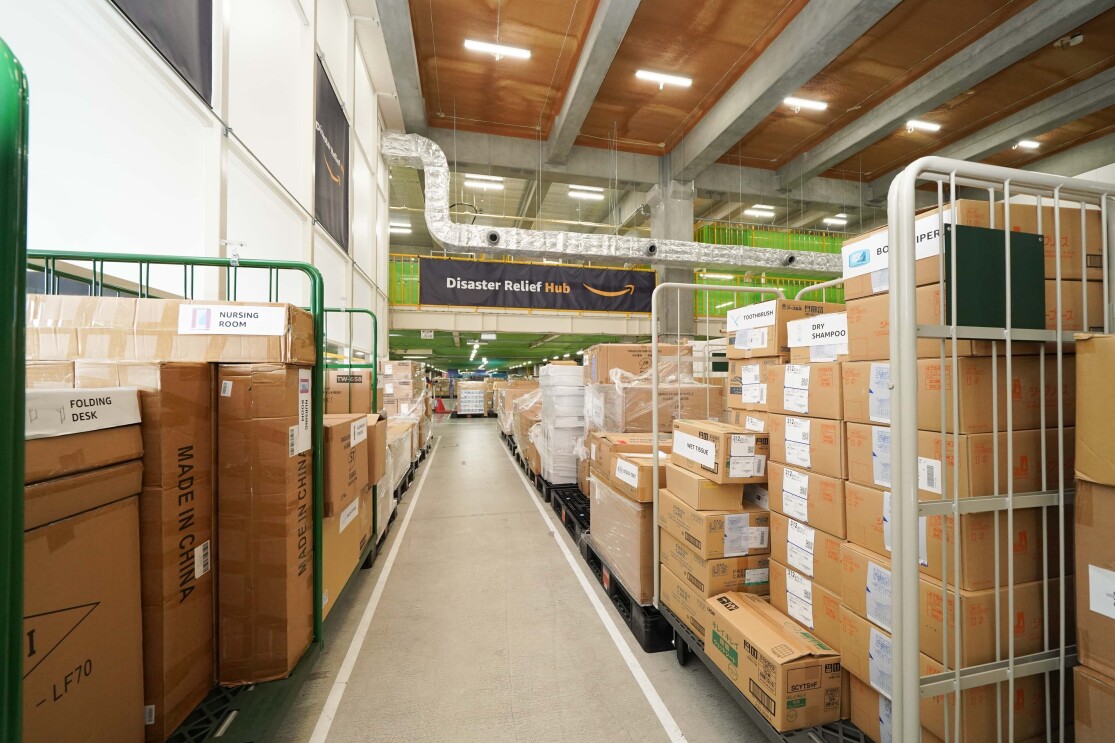 東日本エリア初となるAmazon 災害支援物資の保管拠点「Disaster Relief Hub」を、神奈川県相模原市のAmazonフルフィルメントセンターに開設
