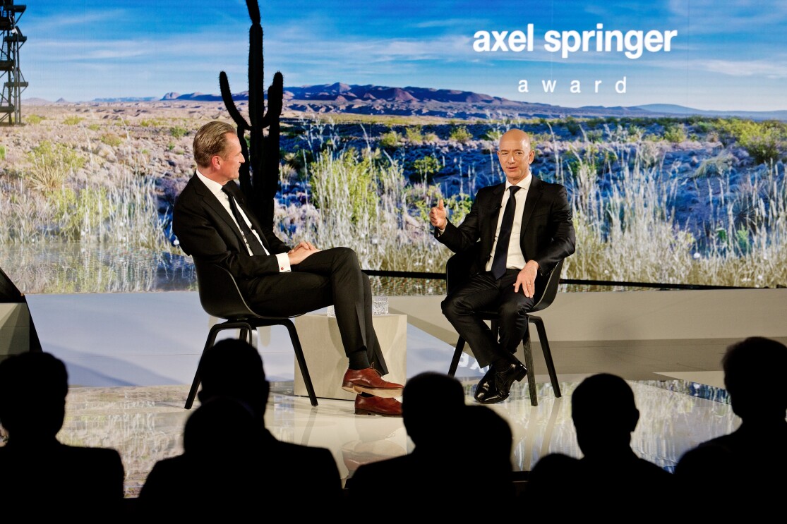 Jeff Bezos erhält den Axel Springer Award für Innovation