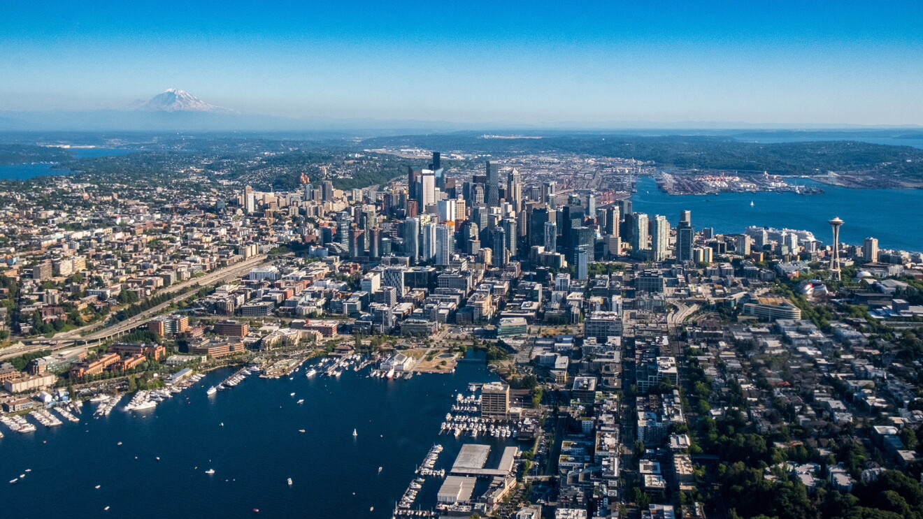Seattle skyline with Mt. Rainier in the background