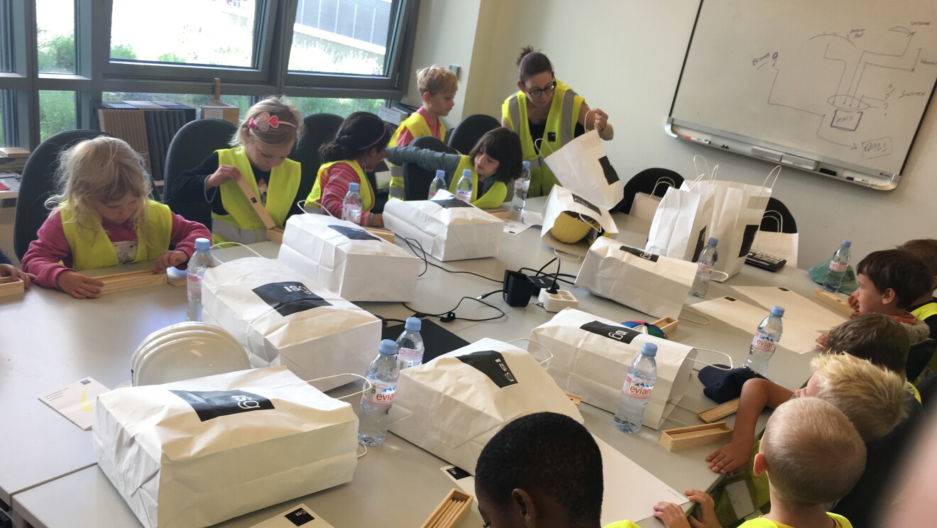 Children at Amazon workshop at LUX EU HQ