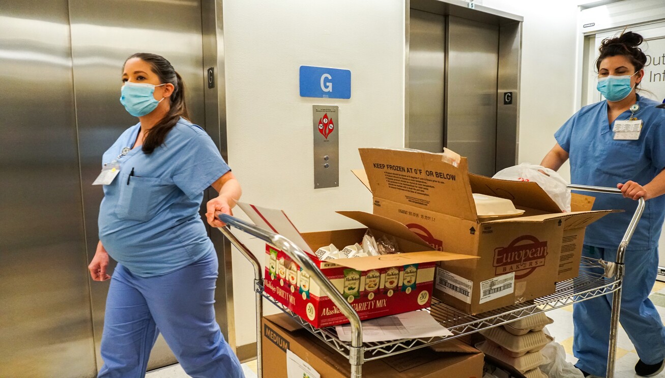 Amazon donates meals to local rescue workers and employs local restaurant Freddie's Bar and Grill in their HQ2 location to prepare the meals