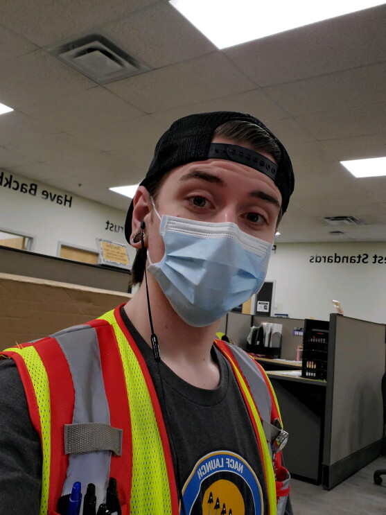 Amazon associate wearing a mask