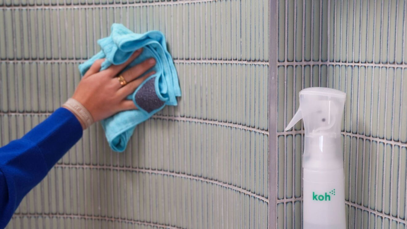 Bathroom clean with Koh 